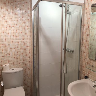 Shower room in Casares apartment